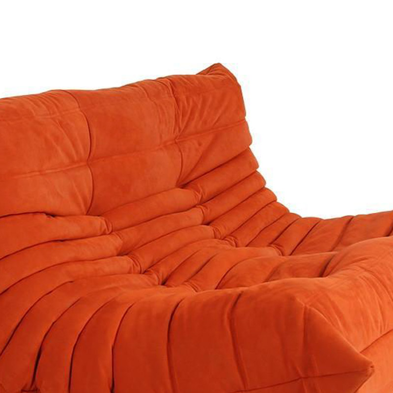 Zoé Cheevers – Canapé Togo, Ligne Roset